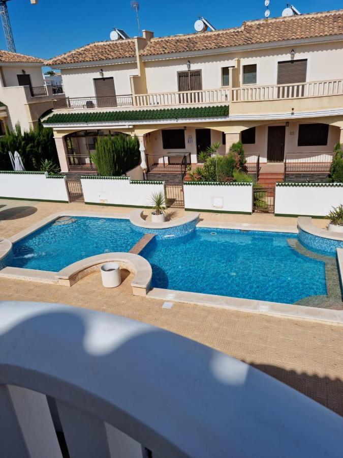 Agradable Adosado Con Piscina Villa Сиудад Кесада Екстериор снимка